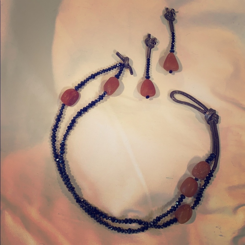 Tribu Rigaux Parisian earring and necklace combo